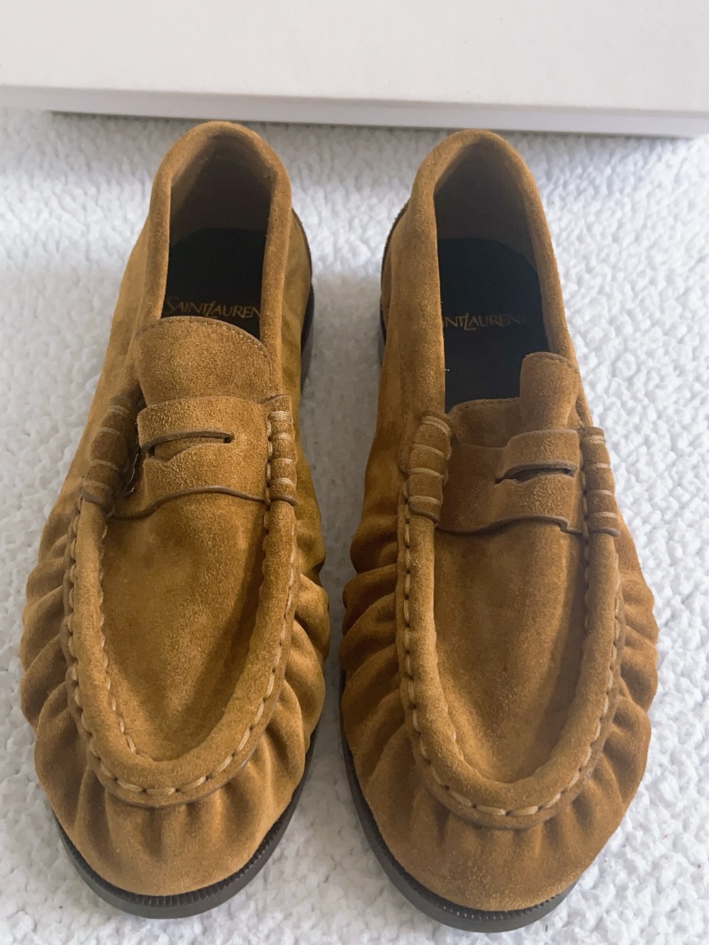 Saint Laurent Women’s YSL Le Loafer Supple in suede - Picture 2 of 16